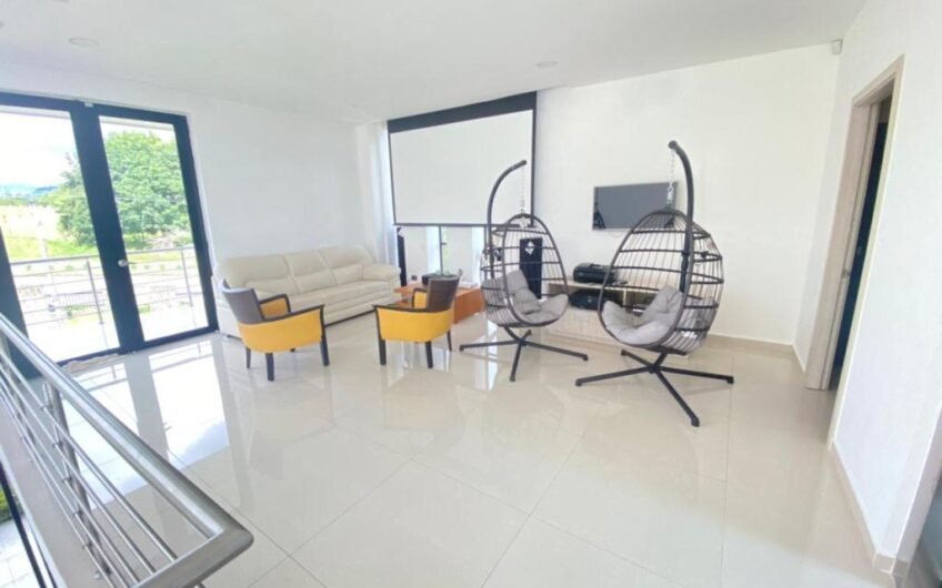 Casa para la Venta en Condominio Campestre Vía a Circasia