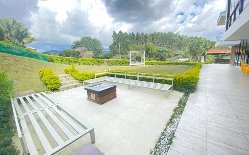 Casa para la Venta en Condominio Campestre Vía a Circasia