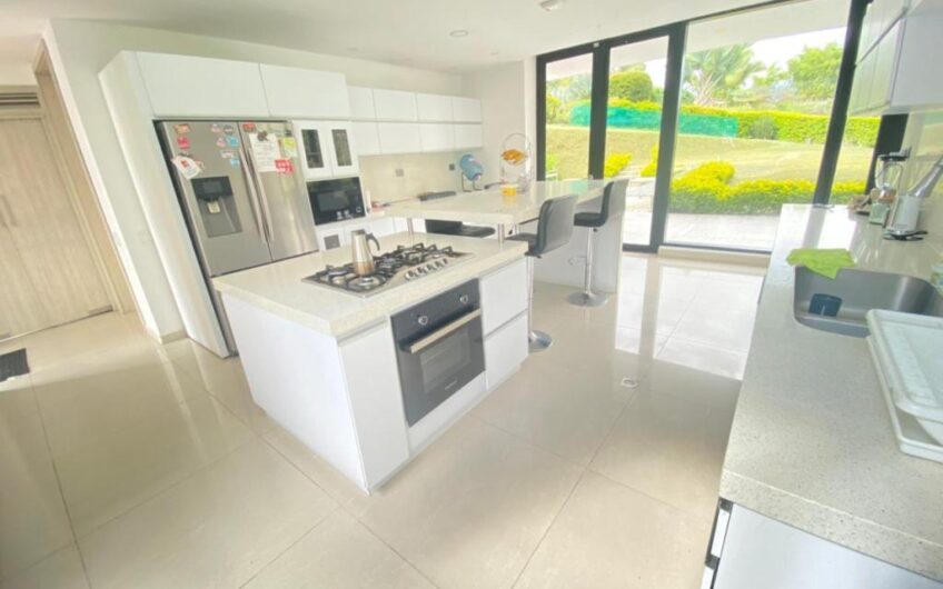 Casa para la Venta en Condominio Campestre Vía a Circasia