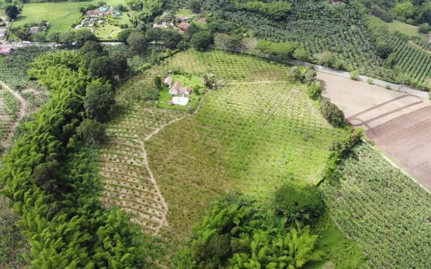 Finca para la Venta Vía al Valle – Sector La Herradura