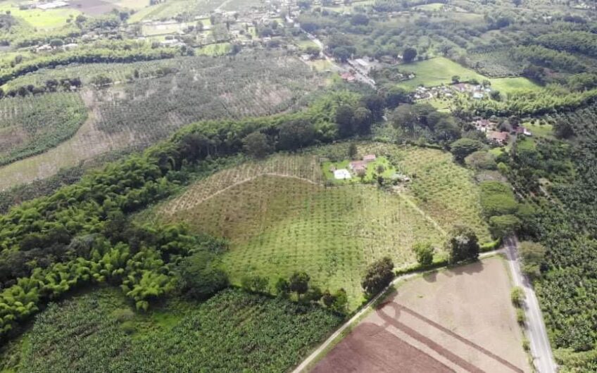 Finca para la Venta Vía al Valle – Sector La Herradura