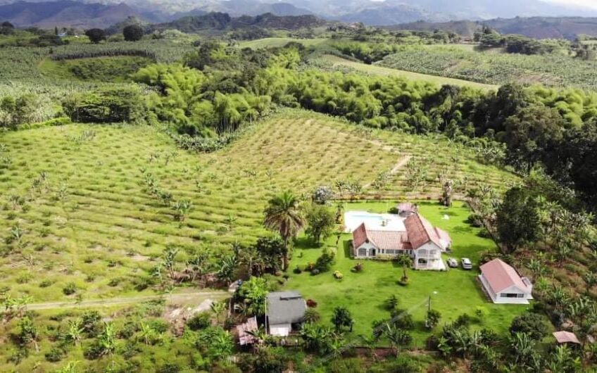 Finca para la Venta Vía al Valle – Sector La Herradura