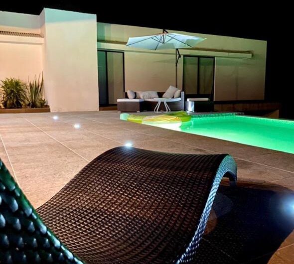 Exclusiva Casa en Condominio Campestre para la Venta – Vía a Pueblo Tapao