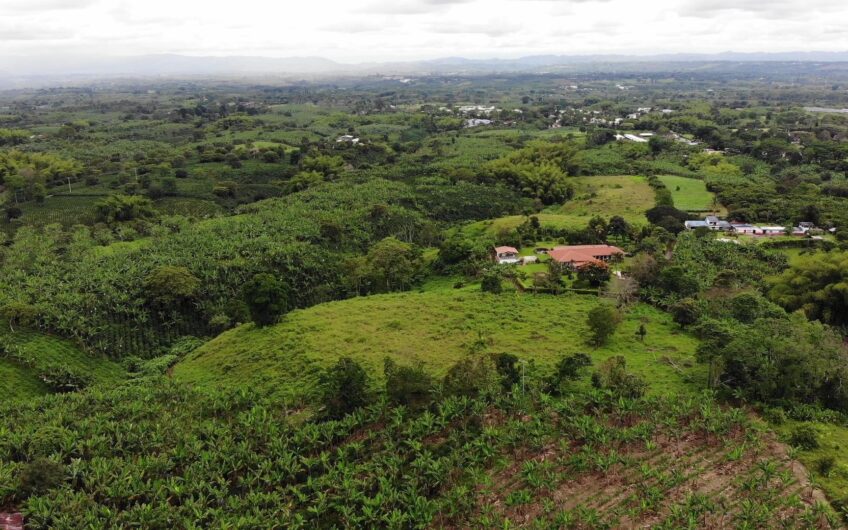 Finca para la Venta en la Mejor Zona del Caimo