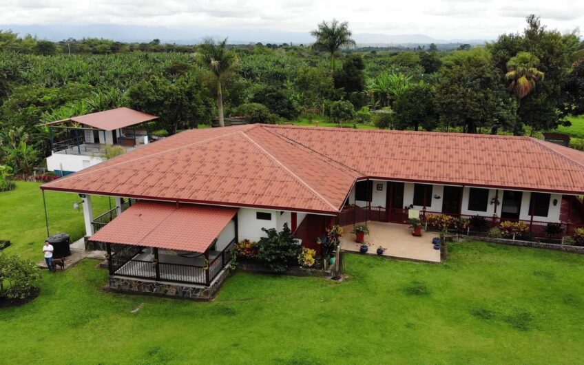 Finca para la Venta en la Mejor Zona del Caimo