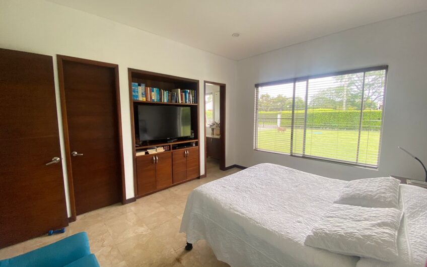 Casa Campestre para y Alquiler  la Venta Via Club Campestre – Aeropuerto