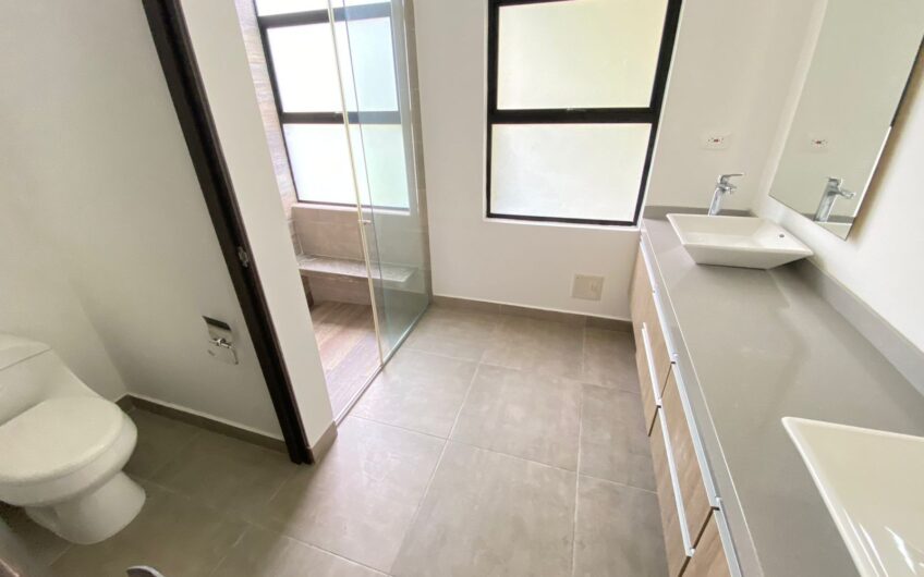 Exclusiva Casa Campestre en Venta en Condominio Campestre – Vía a Circasia