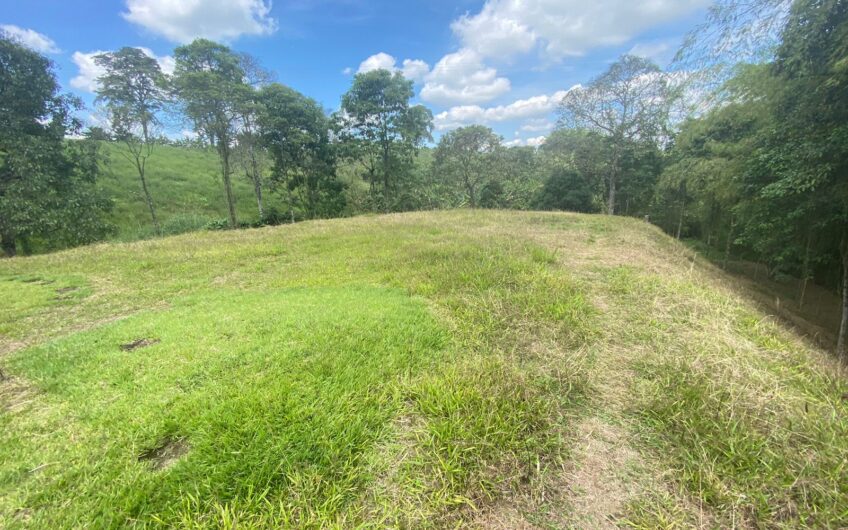 Lote para la Venta en Condominio Campestre – Vía Aeropuerto