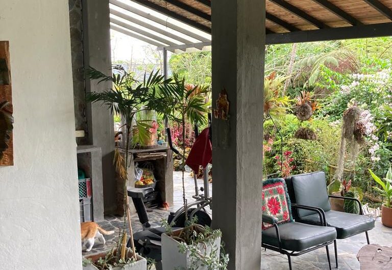 Casa para la Venta en Condominio Campestre – Vía al Campestre