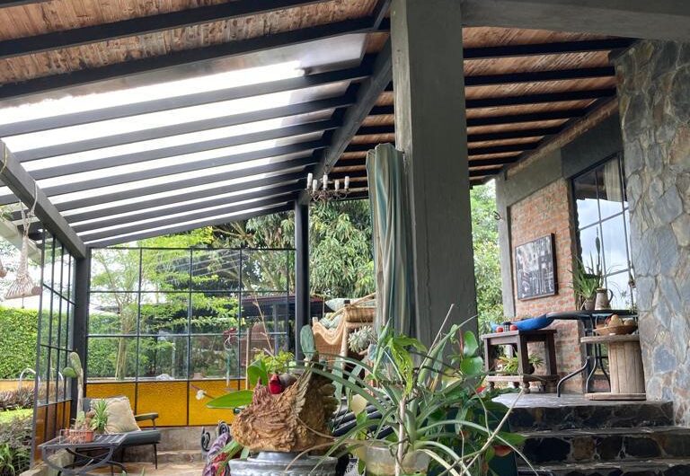 Casa para la Venta en Condominio Campestre – Vía al Campestre