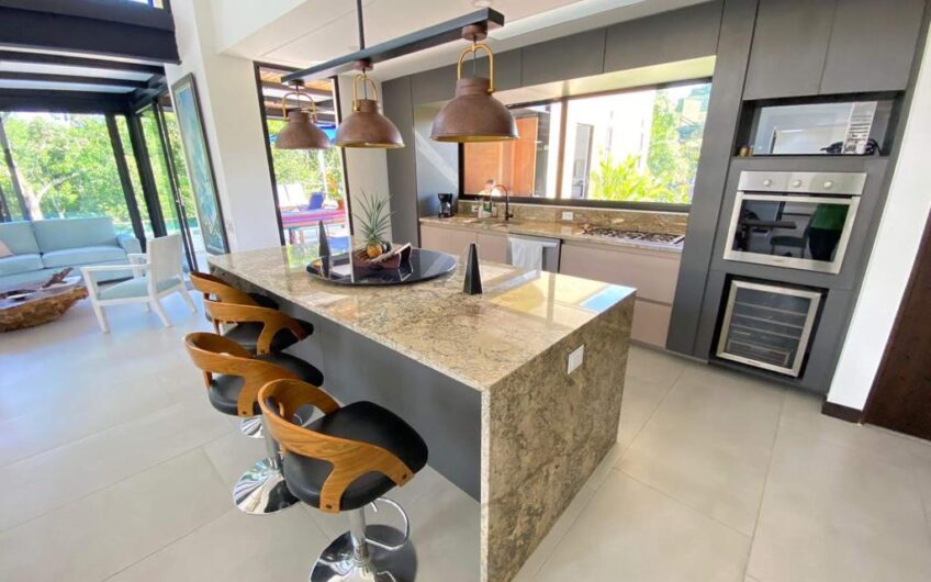 Casa para la Venta en Condominio Campestre – Tebaida, Quindío