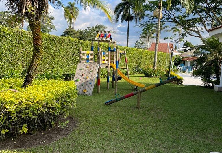 Casa para la Venta en Condominio Campestre – Sector Club Campestre