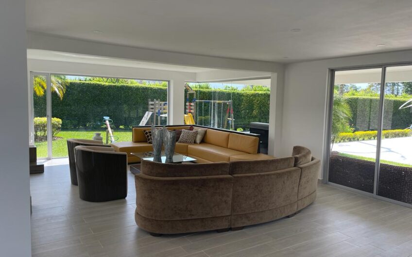 Casa para la Venta en Condominio Campestre – Sector Club Campestre
