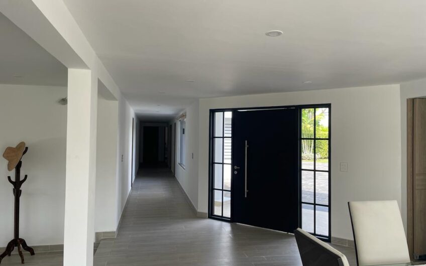 Casa para la Venta en Condominio Campestre – Sector Club Campestre