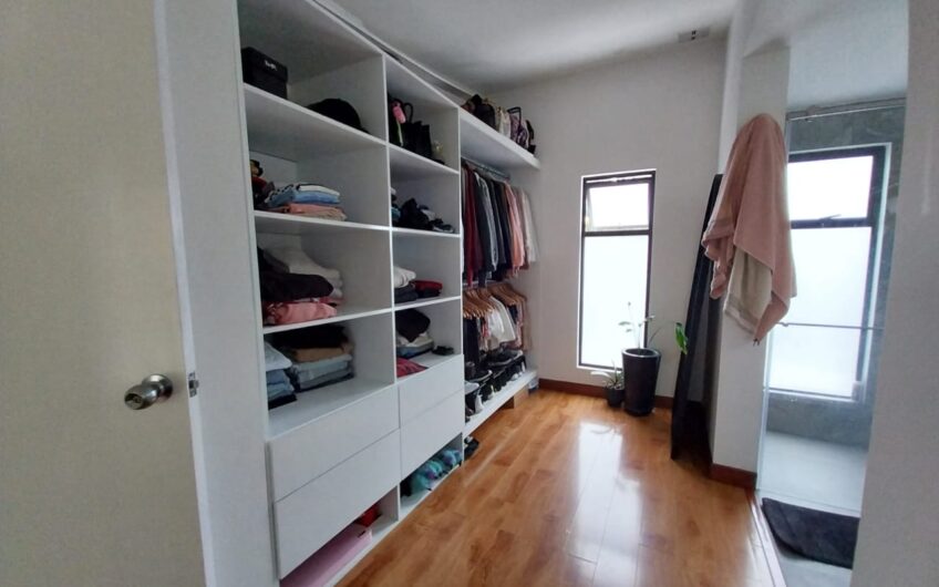 Casa Bifamiliar en Condominio Campestre para la Venta – Vía a Pereira