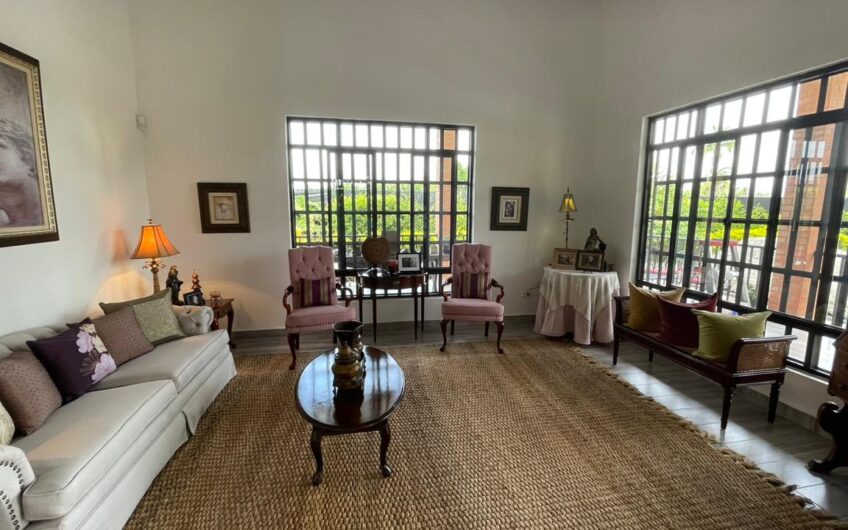 Exclusiva Casa Campestre para la Venta – Pueblo Tapao, Quindío