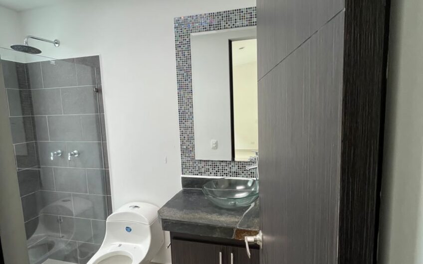 Casa para la Venta en Condominio Campestre – Vía a Circasia