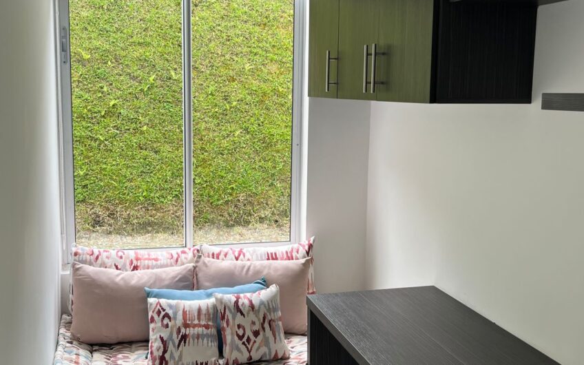 Casa para la Venta en Condominio Campestre – Vía a Circasia