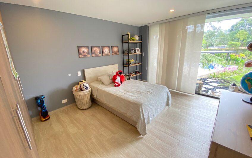 Casa para la Venta en Condominio Campestre – Vía a Circasia