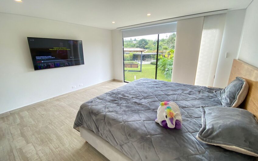 Casa para la Venta en Condominio Campestre – Vía a Circasia