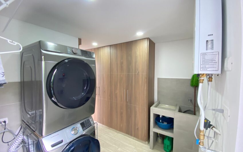 Casa para la Venta en Condominio Campestre – Vía a Circasia