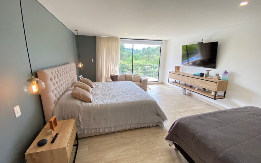 Casa para la Venta en Condominio Campestre – Vía a Circasia