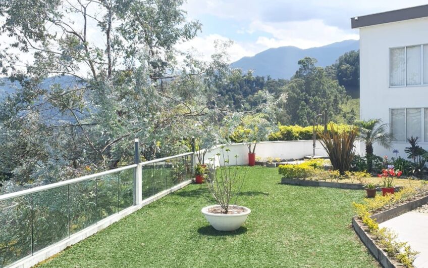 Casa Campestre Para la Venta en Manizales