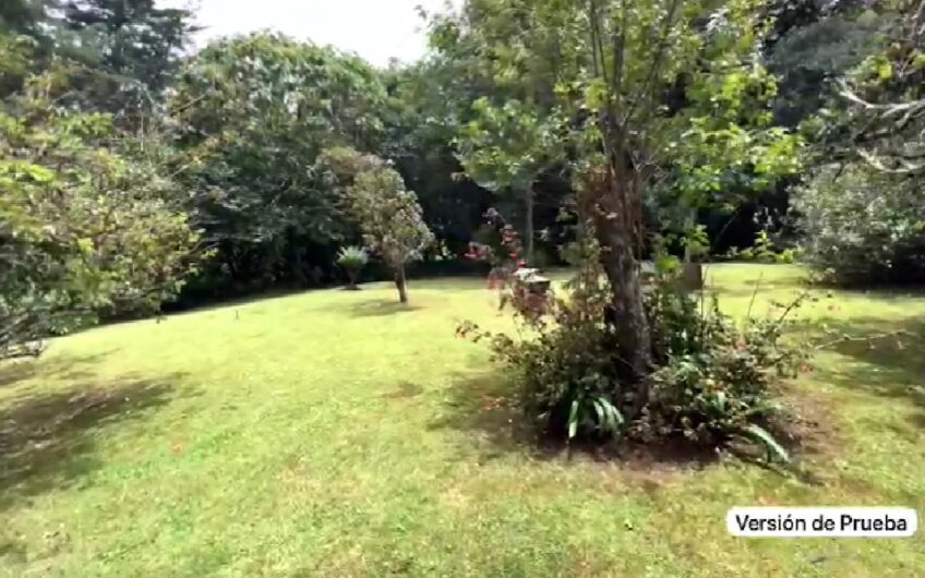 Casa Campestre Amoblada Para La Venta En Bogotá
