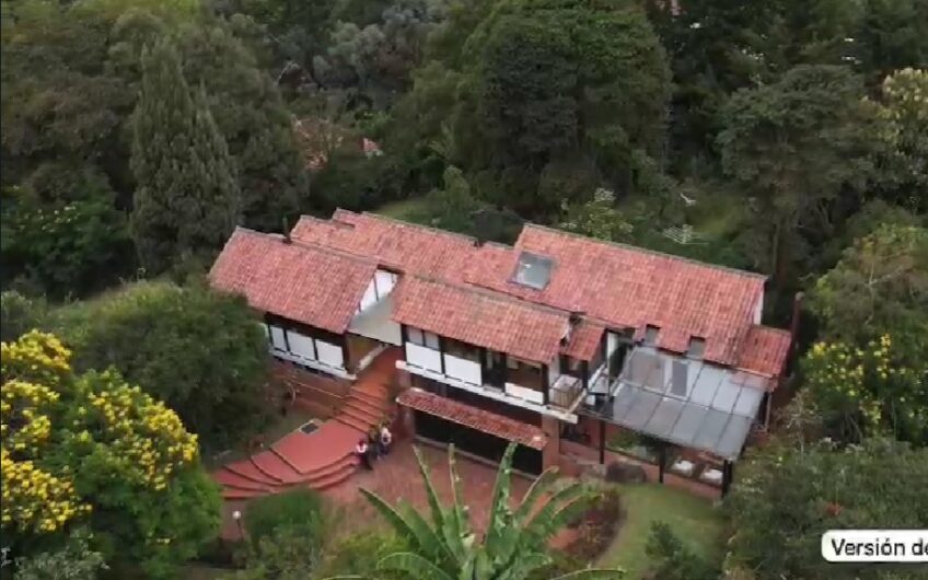 Casa Campestre Amoblada Para La Venta En Bogotá
