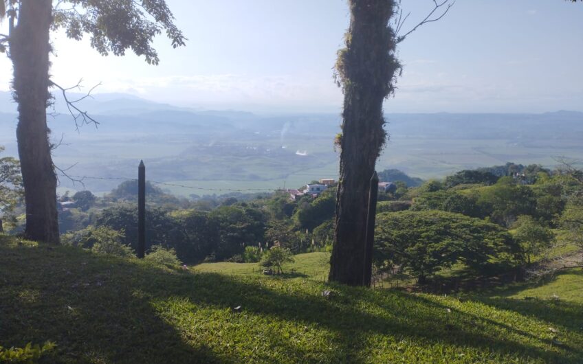 Finca Ganadera y Turística Para la Venta La Virginia Risaralda