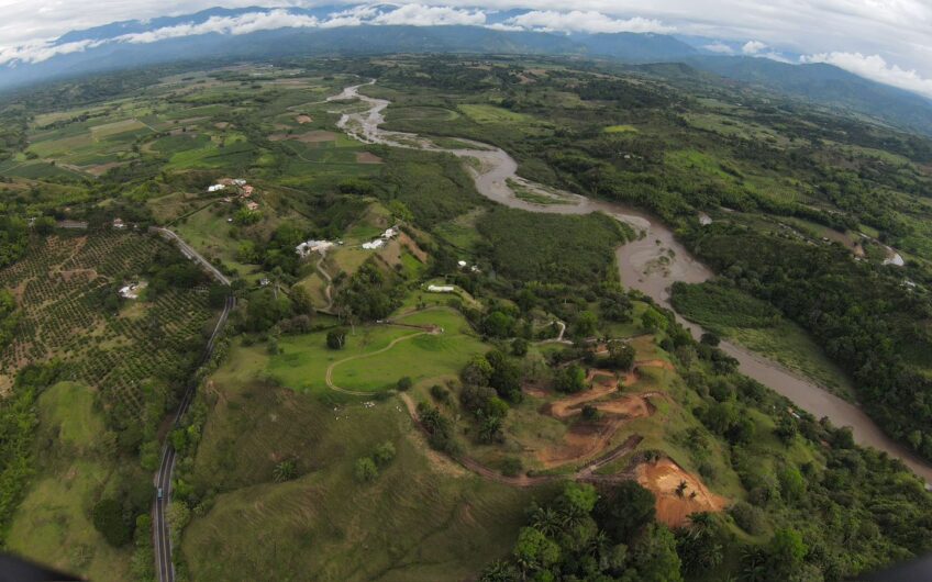 Lotes Campestres Para La Venta – Vista al Valle de Maravelez