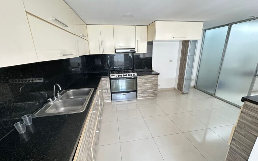 Casa Para La Venta Sector La Castellana