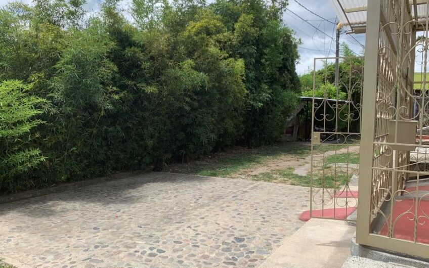 Casa para la Venta al Sur de Armenia