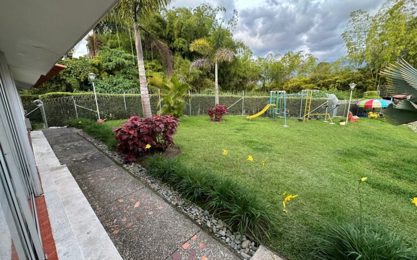 Casa Para La Venta Norte de Armenia Conjunto Cerrado