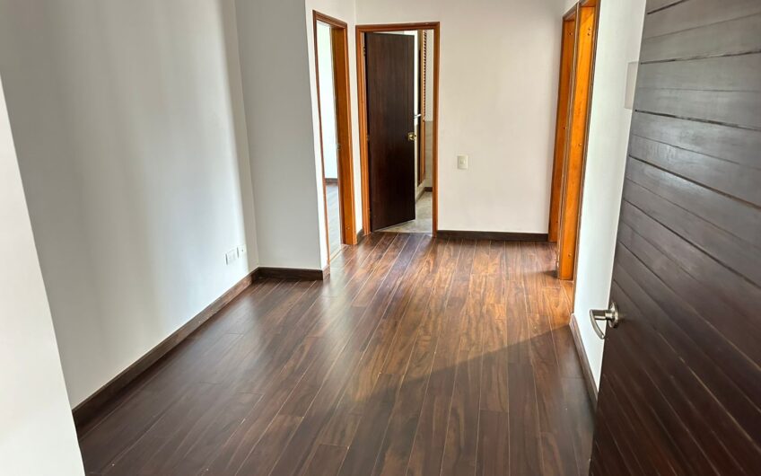 Hermoso apartamento Disponible En Alquiler – Sector La Castellana