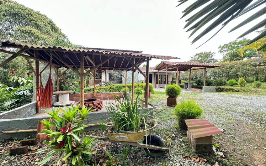Casa Campestre Para la Venta – Vía a Circasia