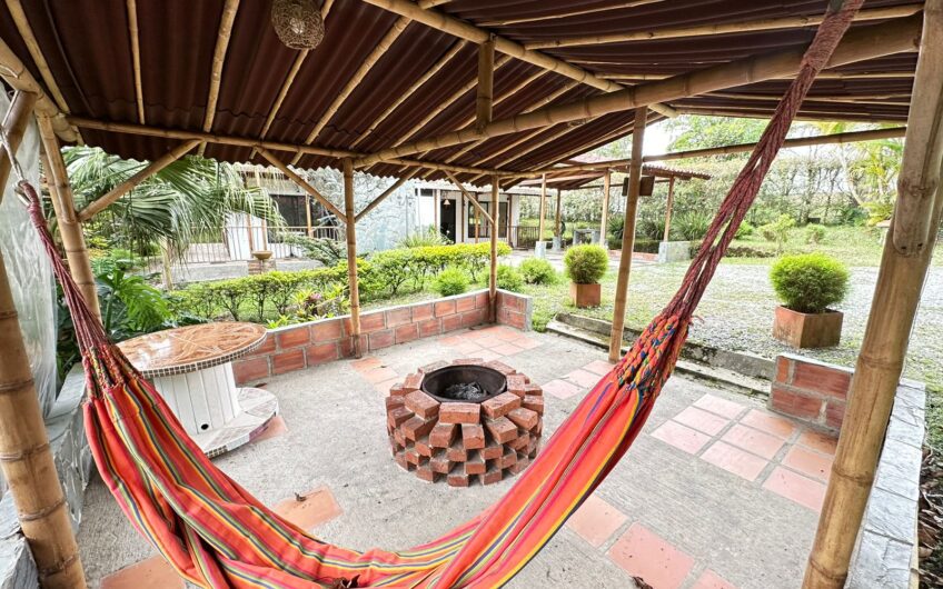 Casa Campestre Para la Venta – Vía a Circasia