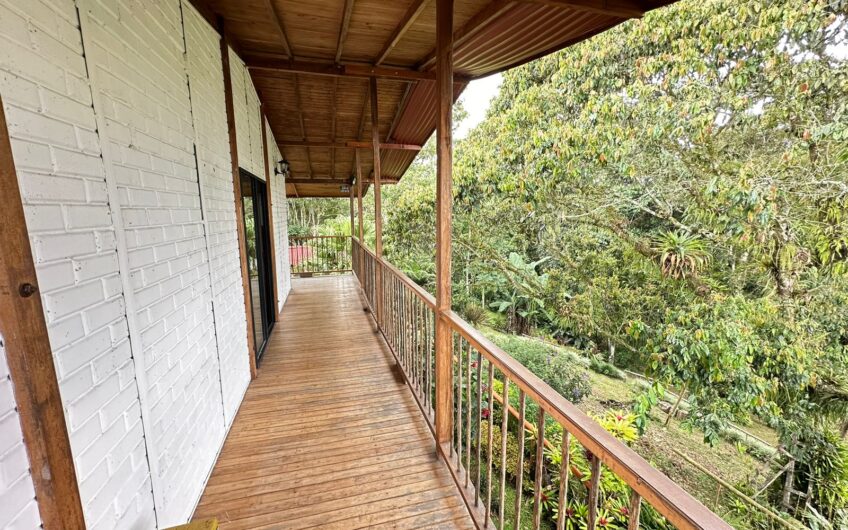 Casa Campestre Para la Venta – Vía a Circasia