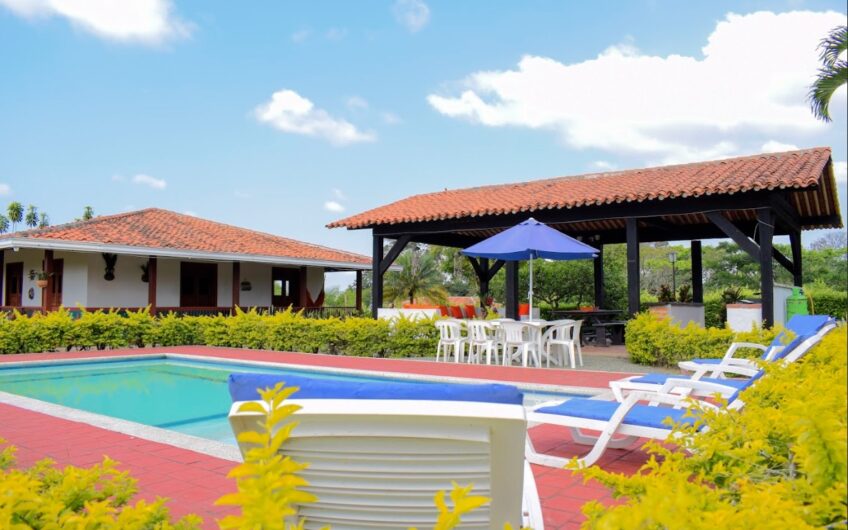Casa Campestre para la Venta – Montenegro, Quindío