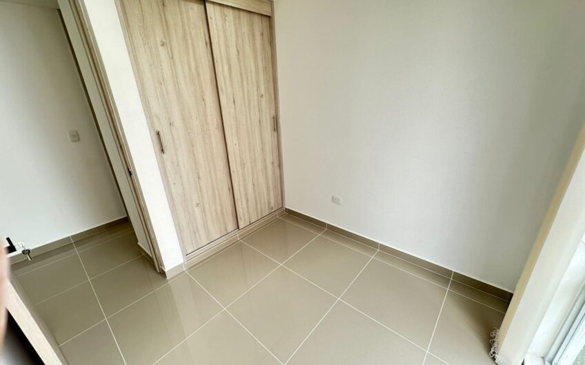 Hermoso Apartamento para Alquiler en la Avenida 19