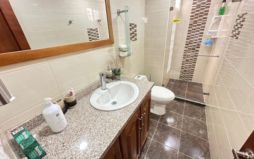 Edificio para la Venta con excelente ubicación en el Sector del Granada