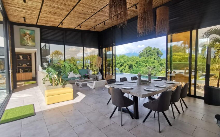 ESPECTACULAR CASA CAMPESTRE EN VENTA