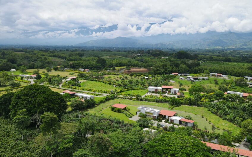 Lote para la Venta en la Tebaida en conjunto cerrado