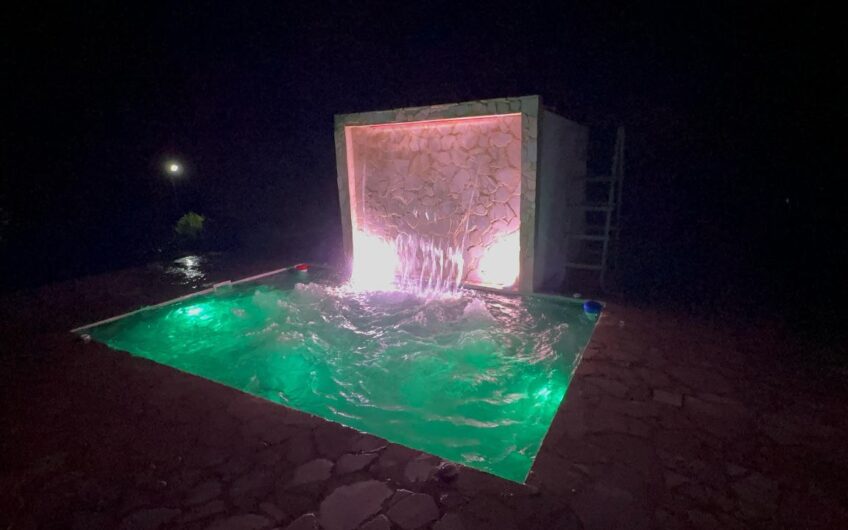 Hermosa Casa Campestre para la Venta – Via a Caicedonia
