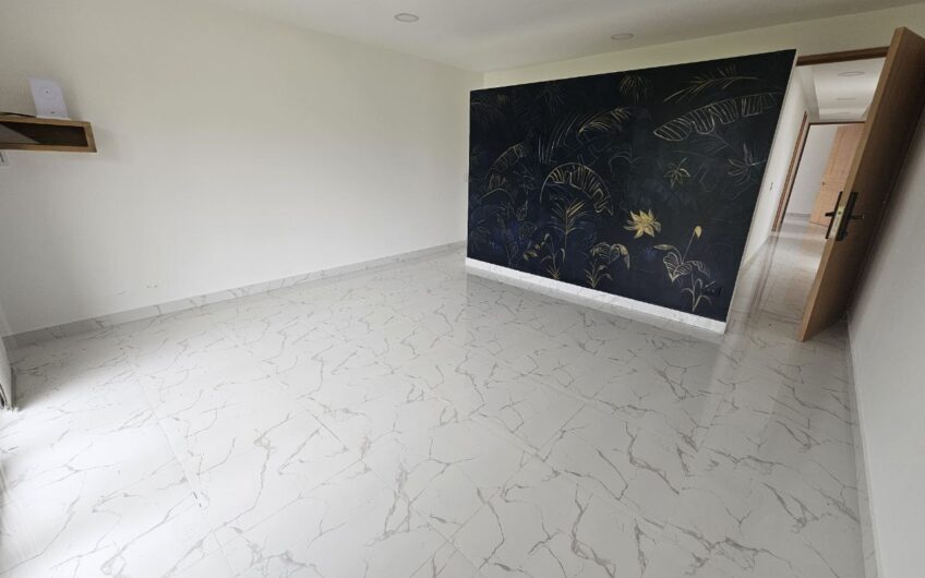 Hermosa Casa Campestre para la Venta – Via a Caicedonia