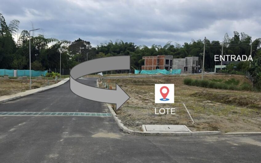 Lote para la Venta en Condominio Cerrado en Calarcá Quindío