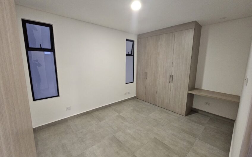 Apartamento Campestre vía al Club Campestre en Renta
