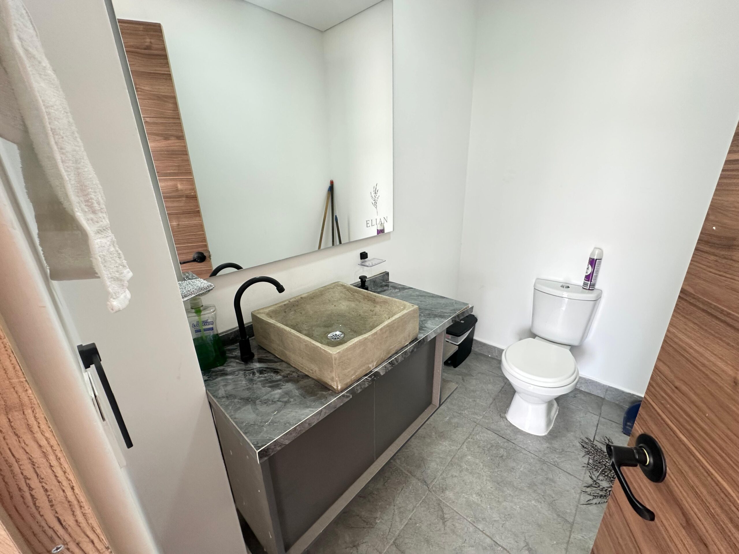 Bodega para la Venta en Zona Franca