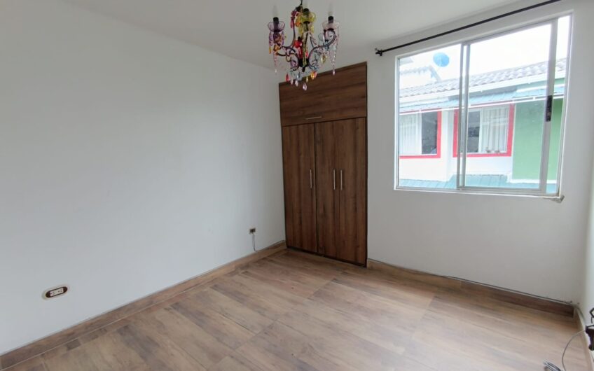 Casa para la Venta en Condominio al Sur de Armenia en sector Estadio Centenario