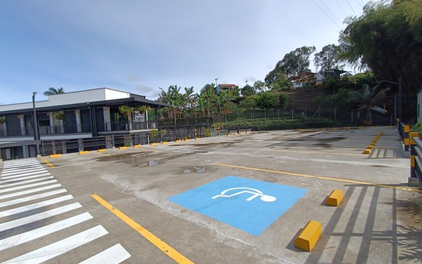 Locales Comerciales para Venta y Alquiler en espectacular Mall Vía Circasia a Armenia